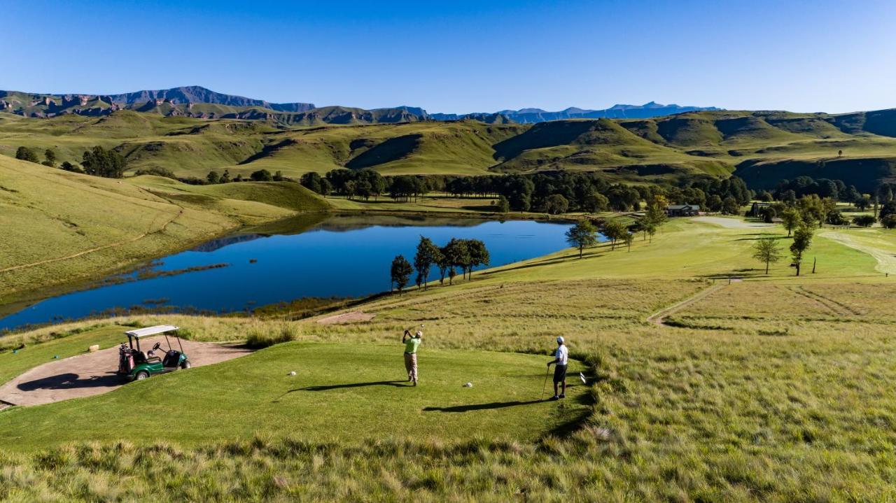 Gooderson Drakensberg Gardens Golf & Spa Resort Екстериор снимка